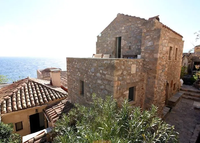 Milonas מונמבאסיה